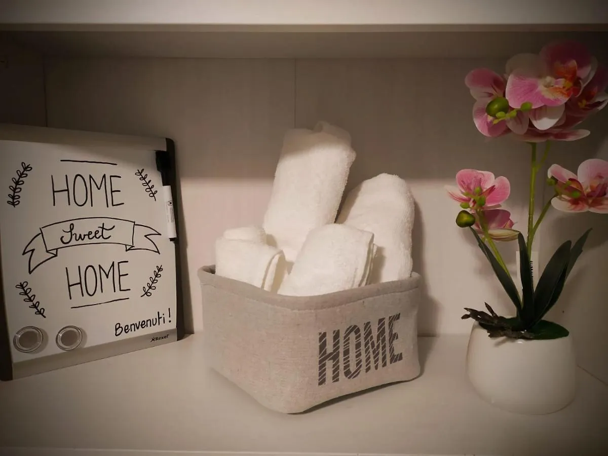 Rosy House Apartment Lodi